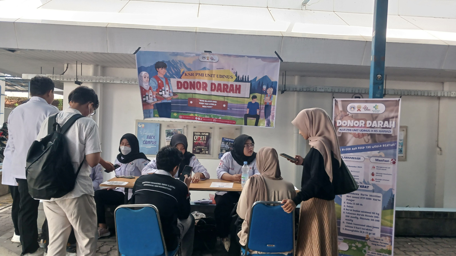 Meja pendaftaran bagi pendonor